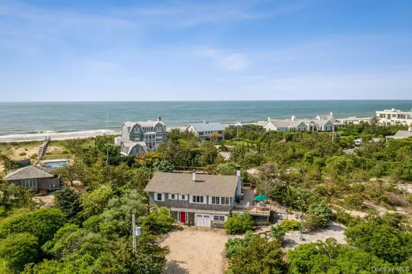 Quogue, NY 11959,196 Dune RD