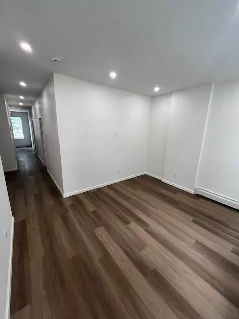 Bronx, NY 10462,1733 Wallace AVE