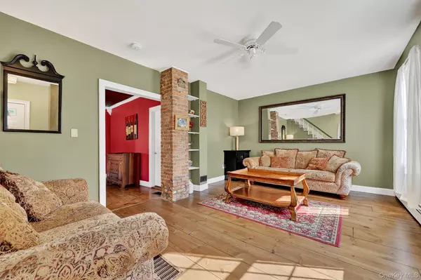 Goshen, NY 10924,15 Middle ST