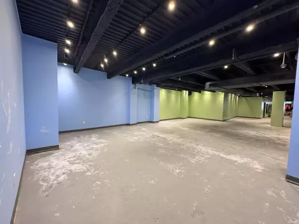 Flushing, NY 11354,13517 Northern BLVD