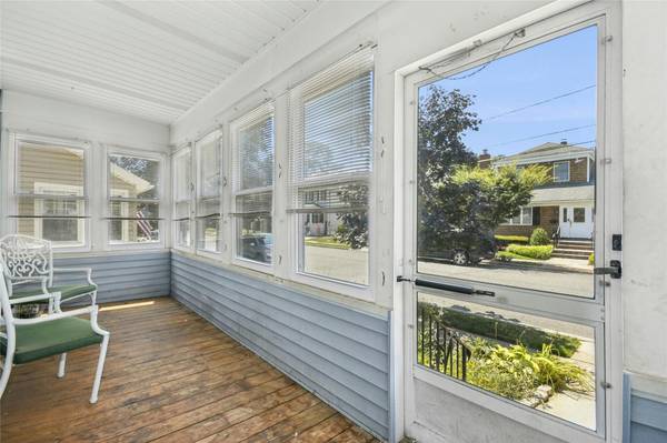 Rockville Centre, NY 11570,55 Vernon AVE