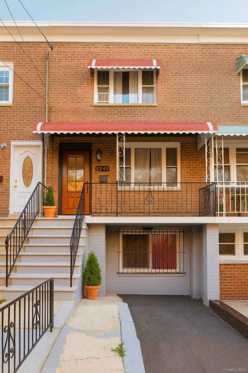 Bronx, NY 10469,3345 Mickle AVE