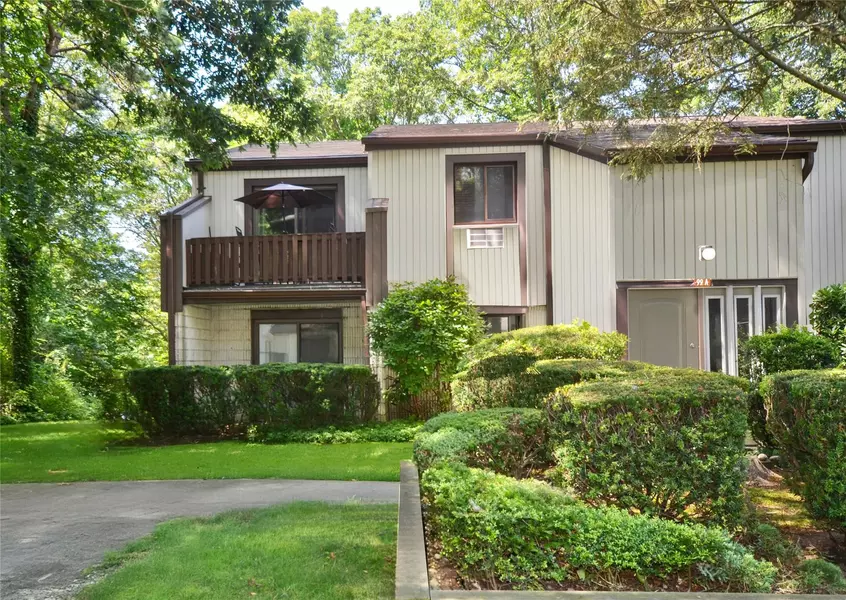 99 Richmond BLVD #3A, Ronkonkoma, NY 11779