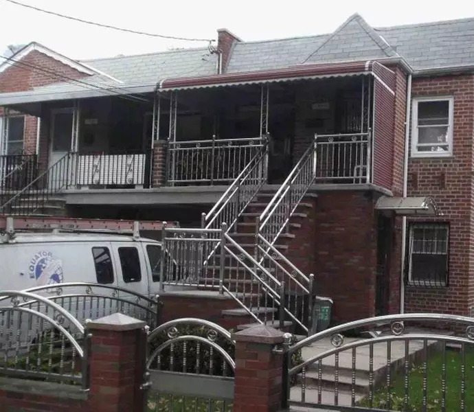 1445 E 100th ST, Brooklyn, NY 11236