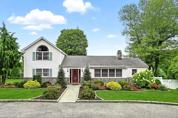 6 N Gate RD, Carmel, NY 10512