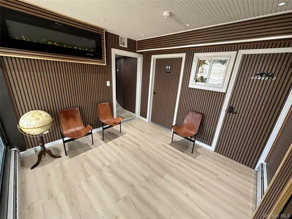 Cedarhurst, NY 11516,144 Grove AVE