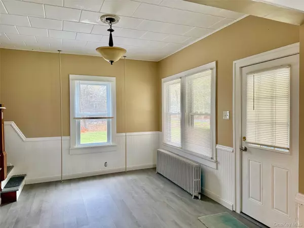 Wurtsboro, NY 12790,104 Phillipsport RD