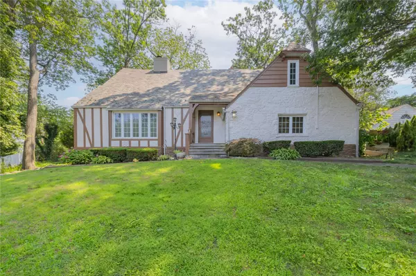 Yonkers, NY 10701,4 Bobolink PL