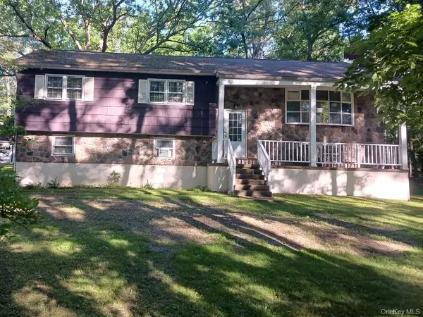 203 Martin RD, Lagrangeville, NY 12540