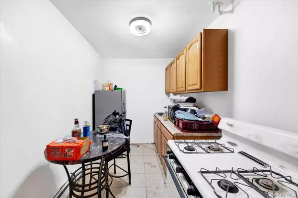 Bronx, NY 10466,1710 Nereid AVE