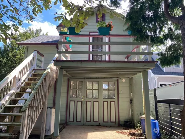 15 King RD, Bayville, NY 11709
