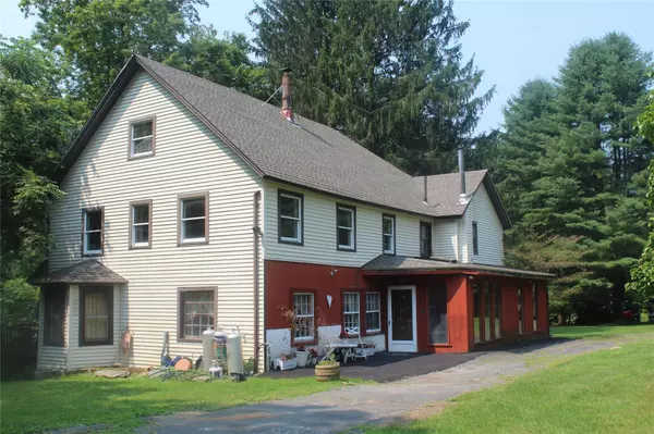 Roscoe, NY 12776,715 Cooks Falls RD