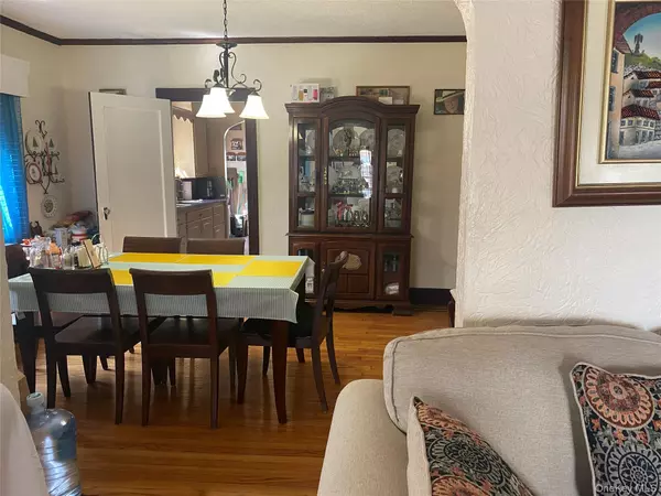Queens Village, NY 11427,8014 232nd ST