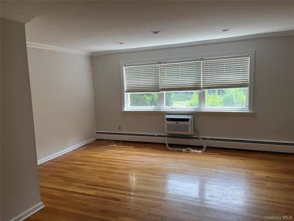 Pearl River, NY 10965,239 N Middletown RD #A
