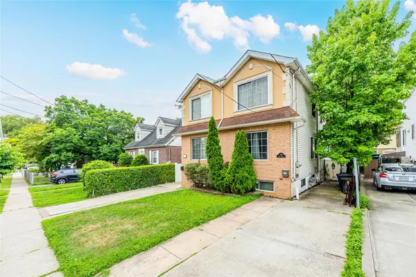 Staten Island, NY 10304,20A Buel AVE