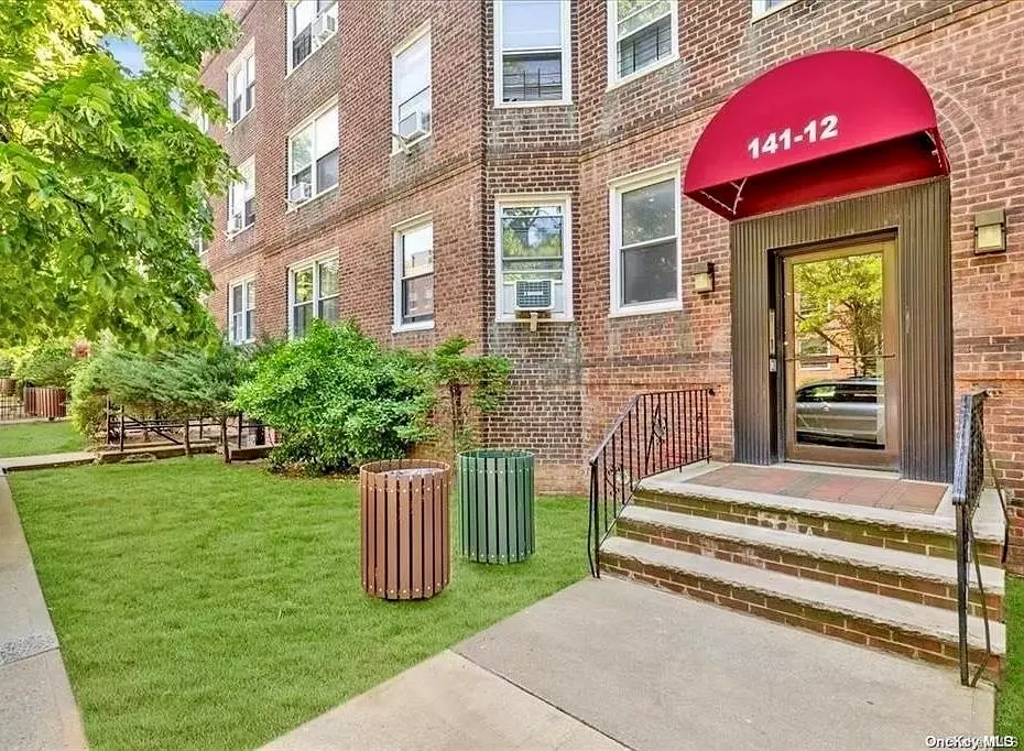 Kew Gardens, NY 11367,141-12 79th AVE #1I