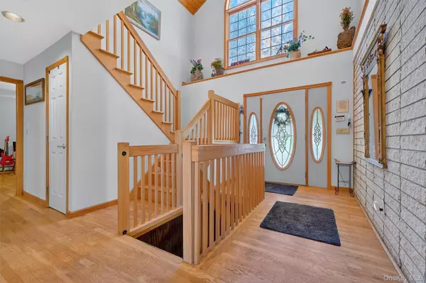 Carmel, NY 10512,10 Byram RD