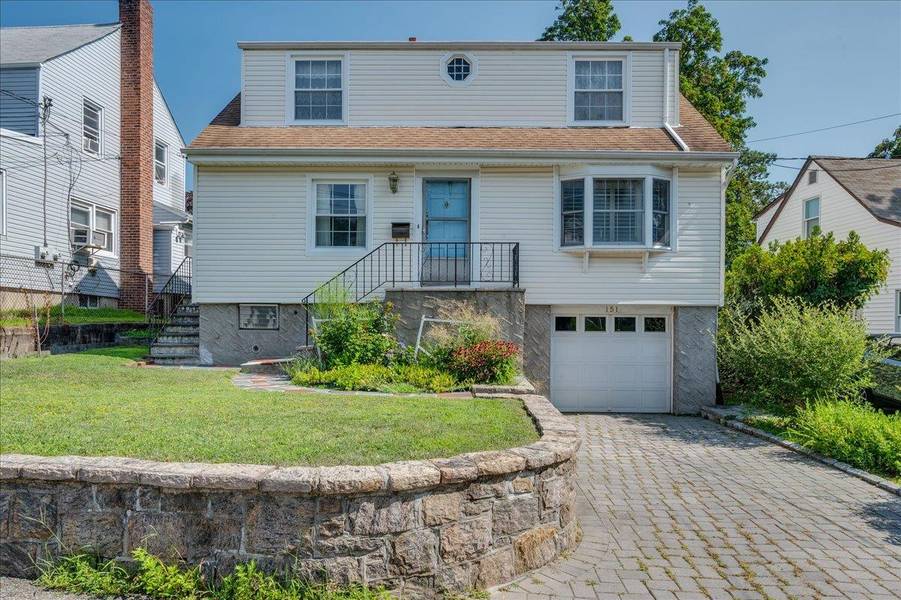 151 Bellevue PL, Yonkers, NY 10703