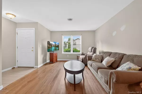 Monroe, NY 10950,54 Bonney CT