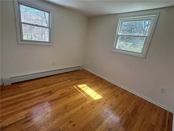 Highland Mills, NY 10930,1 Mineral Springs RD #2