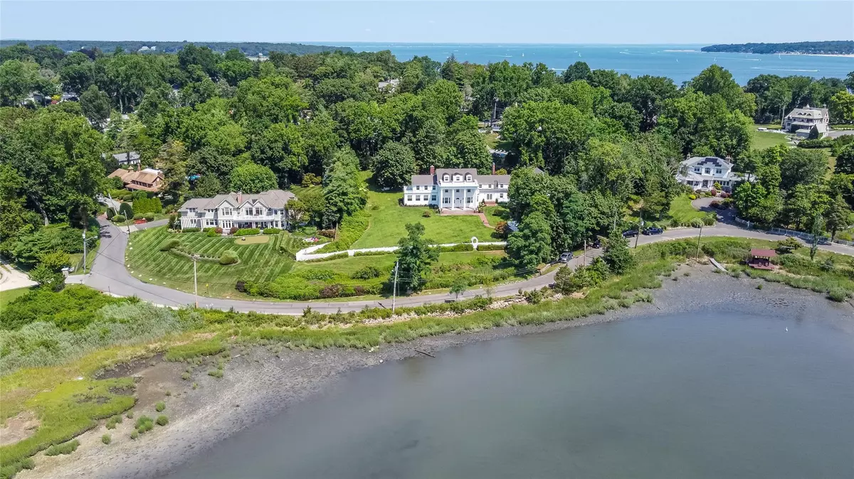 Huntington Bay, NY 11743,158 E Shore RD