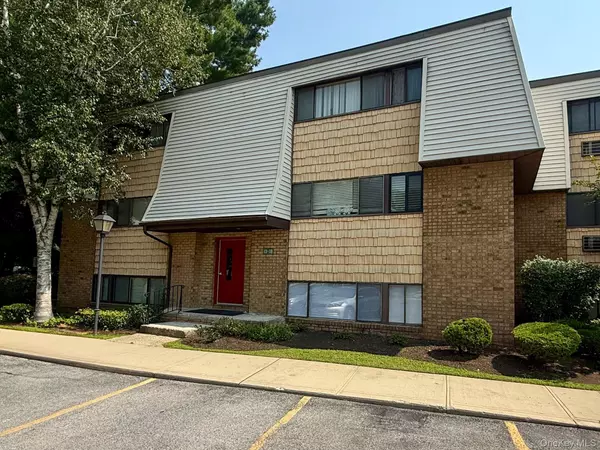 20 Pierces RD #13, Newburgh, NY 12550