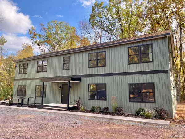22 Francis DR, White Lake, NY 12720