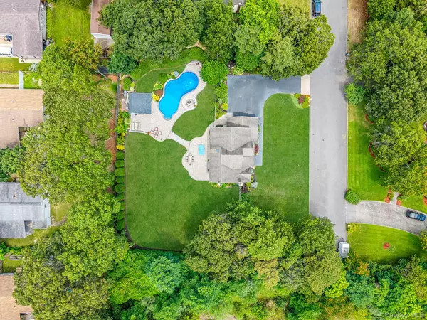 Farmingville, NY 11738,33 Eva LN