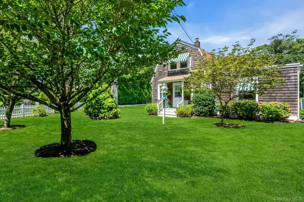 Southampton, NY 11968,107 Sebonac RD
