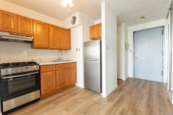 Kew Gardens, NY 11367,150-38 Union Tnpk 10N #10N