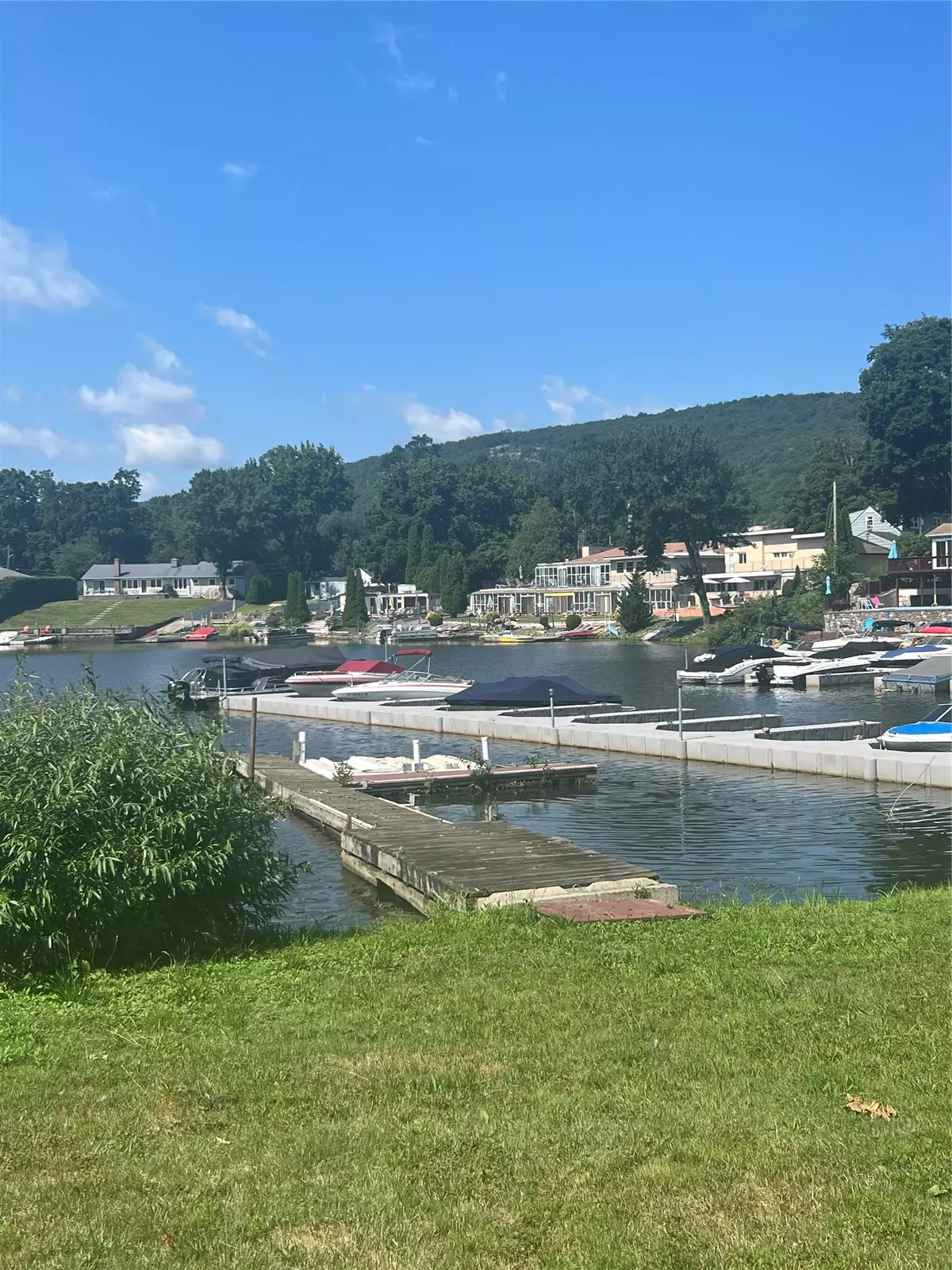 Greenwood Lake, NY 10925,1169 Route 17A #6