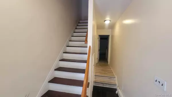 Bronx, NY 10471,6201 Spencer TER