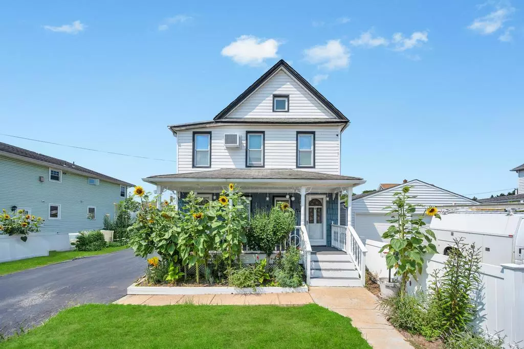 Hicksville, NY 11801,10 Harrison