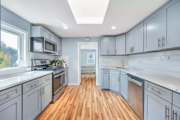 Hicksville, NY 11801,10 Harrison