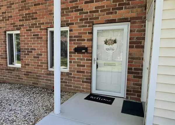 Coram, NY 11727,23 Kiowa CT #23