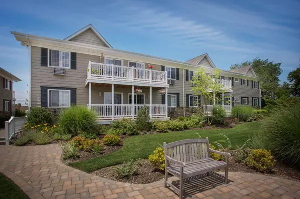 3 Willowbrook RD #2A, Bay Shore, NY 11706