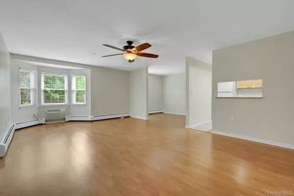 White Plains, NY 10605,36 Greenridge AVE #305