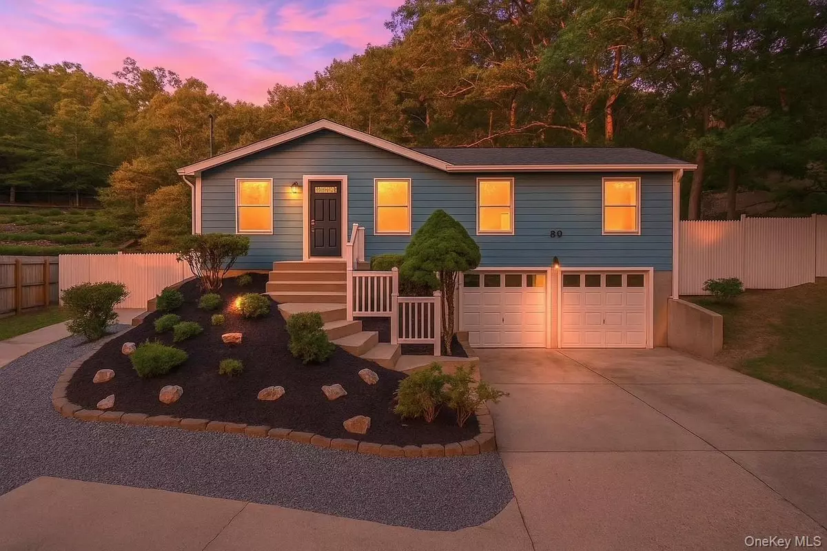 Ronkonkoma, NY 11779,59 Breeze AVE