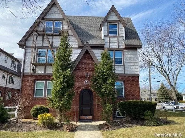 50 The Crescent #A1, Babylon, NY 11702