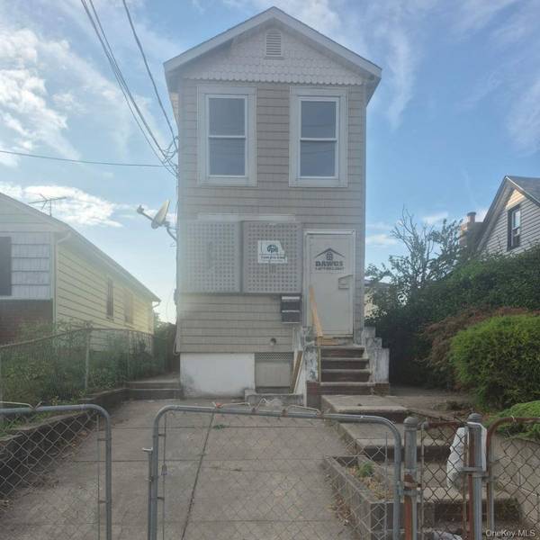 17513 145th AVE, Springfield Gardens, NY 11434
