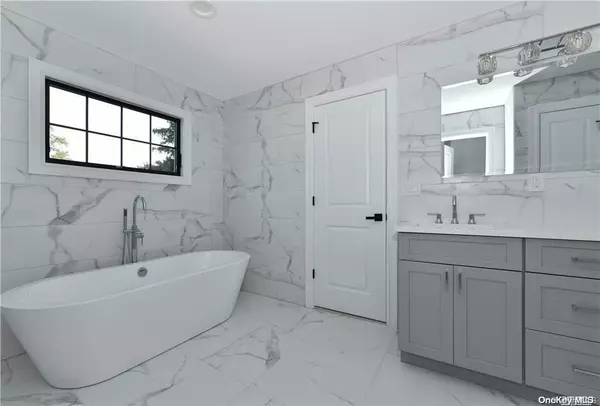 Bethpage, NY 11714,27 Cypress AVE