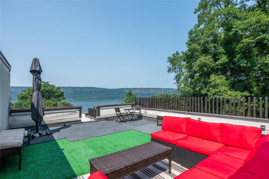 1200 Warburton AVE #6, Yonkers, NY 10701