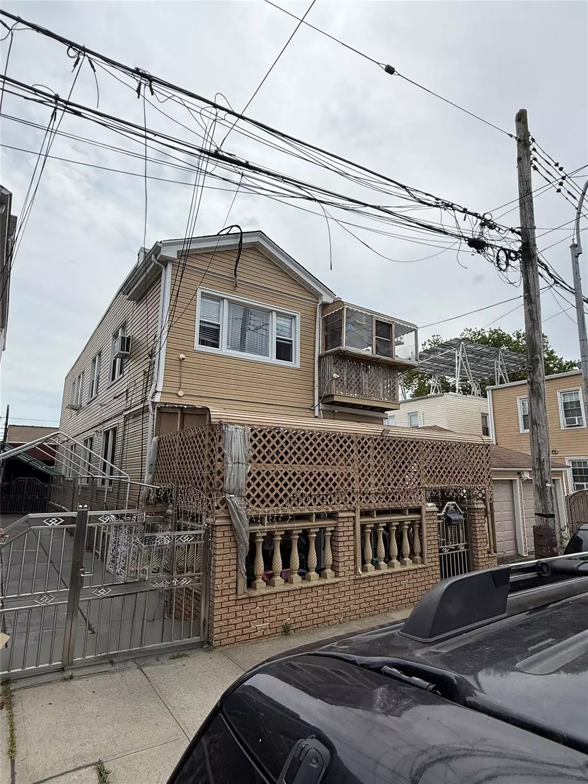 Richmond Hill, NY 11418,10210 93rd AVE
