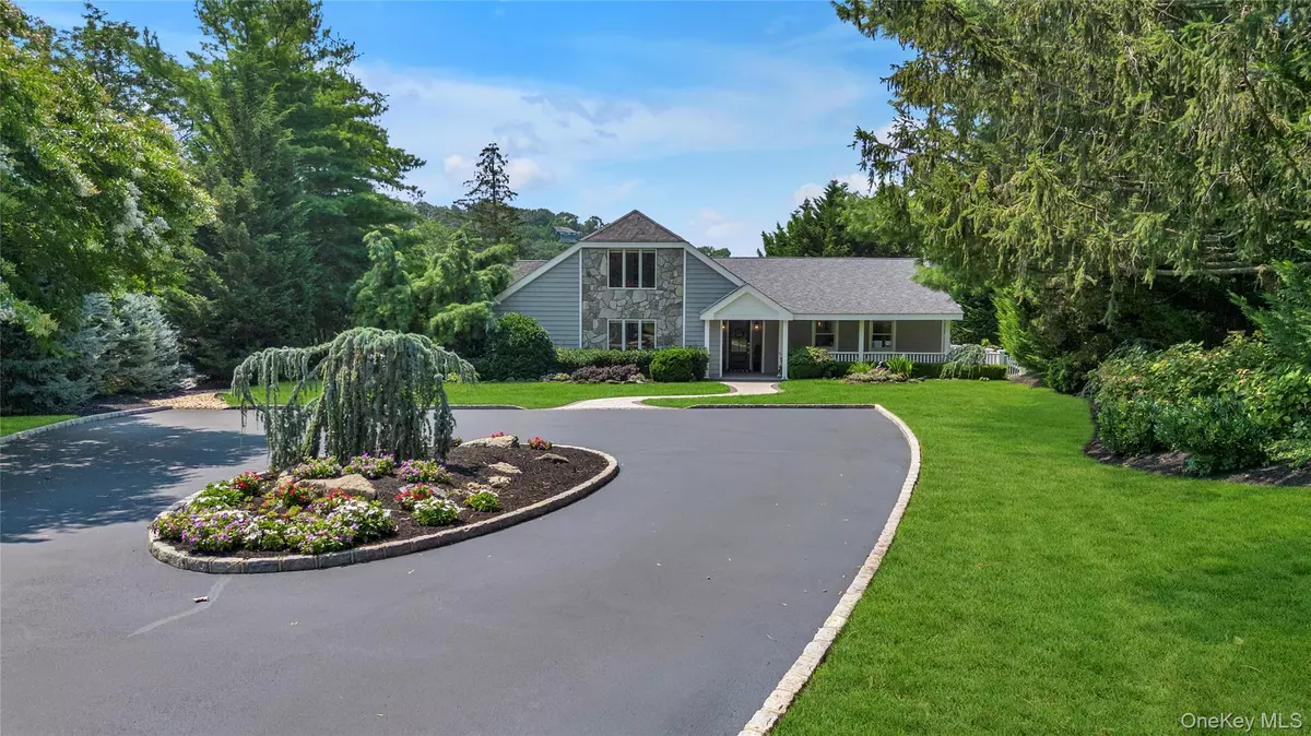Northport, NY 11768,3 Porpoise CT