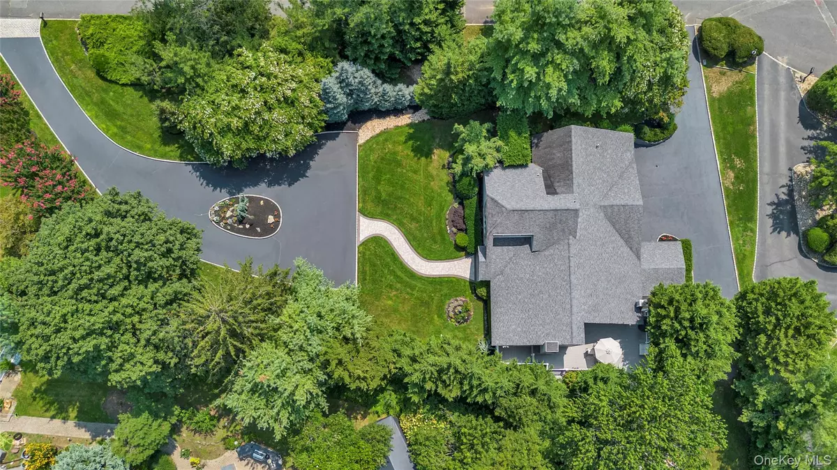 Northport, NY 11768,3 Porpoise CT