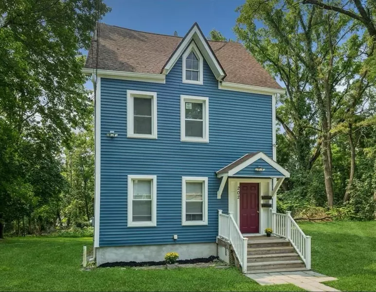 202 N Clinton AVE, Poughkeepsie, NY 12601