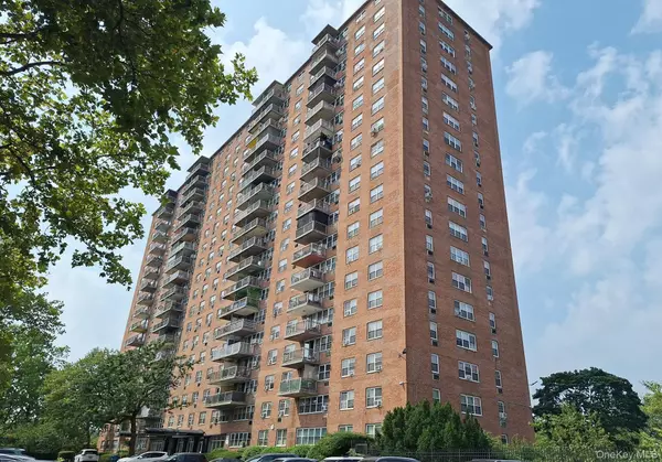825 Morrison AVE #16M, Bronx, NY 10473
