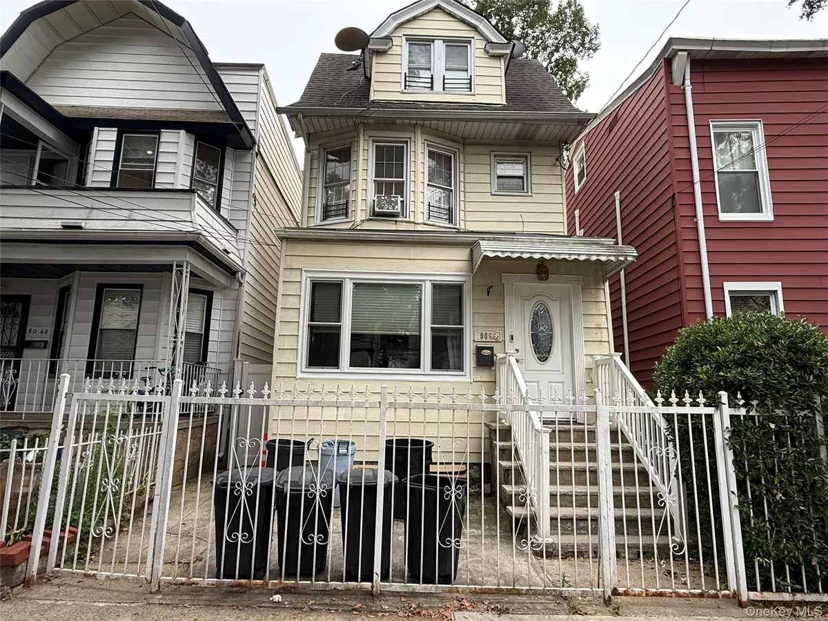 Woodhaven, NY 11421,80-66 88th RD #1st Fl