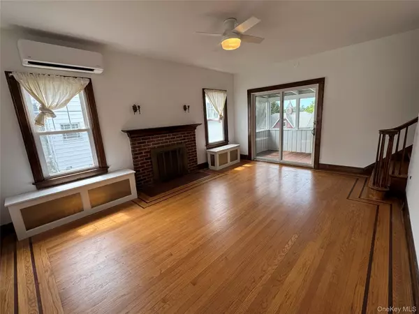 Ossining, NY 10562,53 Sherwood AVE