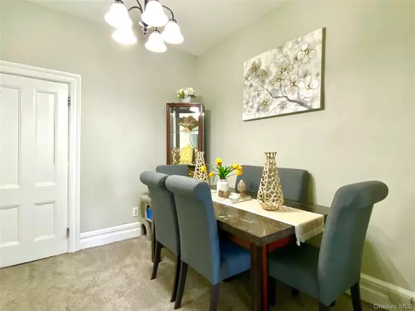 Brooklyn, NY 11209,561 72nd ST